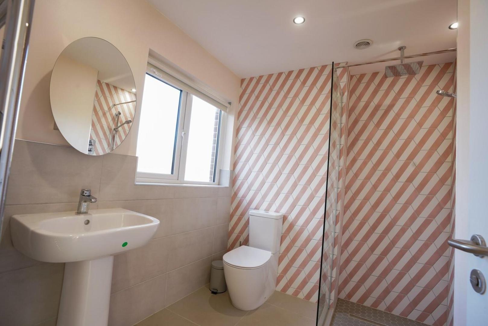Unique 5Bd Farm House Perfect For Relaxing イプスウィッチ エクステリア 写真