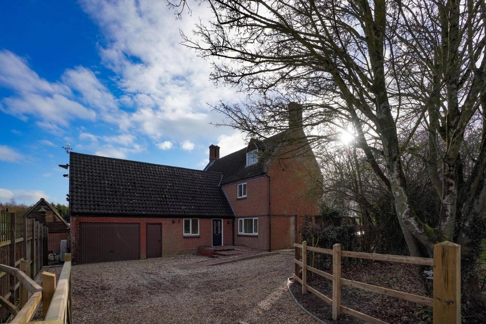 Unique 5Bd Farm House Perfect For Relaxing イプスウィッチ エクステリア 写真